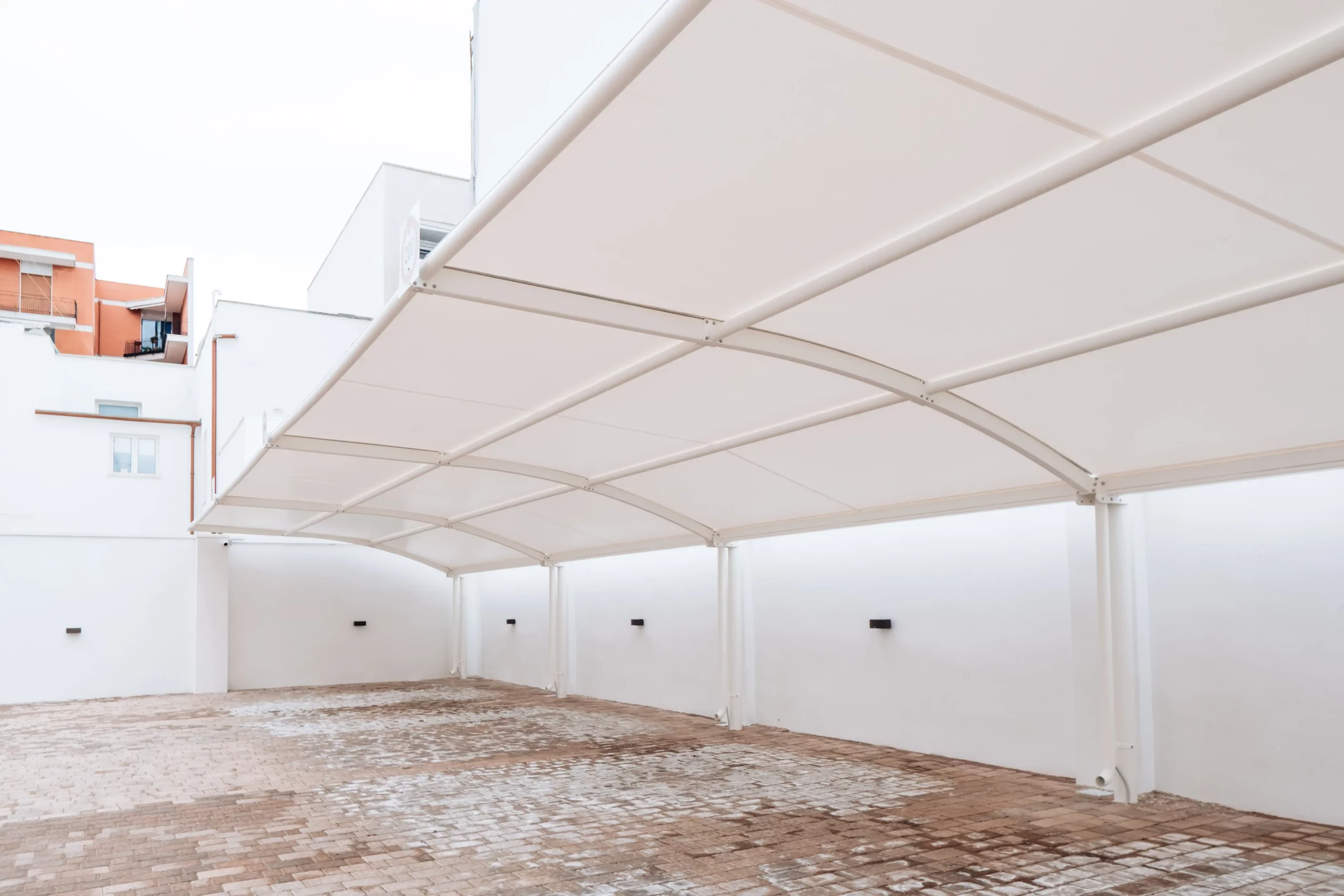 Car port Hotel delle Palme Copertura auto Custom Cover